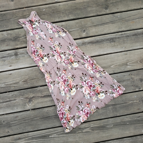 Staccato • Floral Halter Mini Dress - Picture 2 of 7